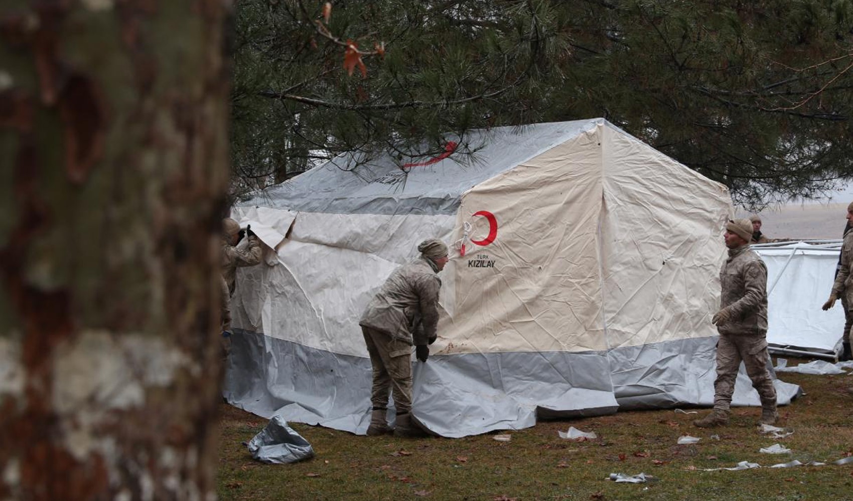 6 Şubat depremlerinde çadır satan Kızılay'da çarpıcı iddia: 31 asker görev almış!