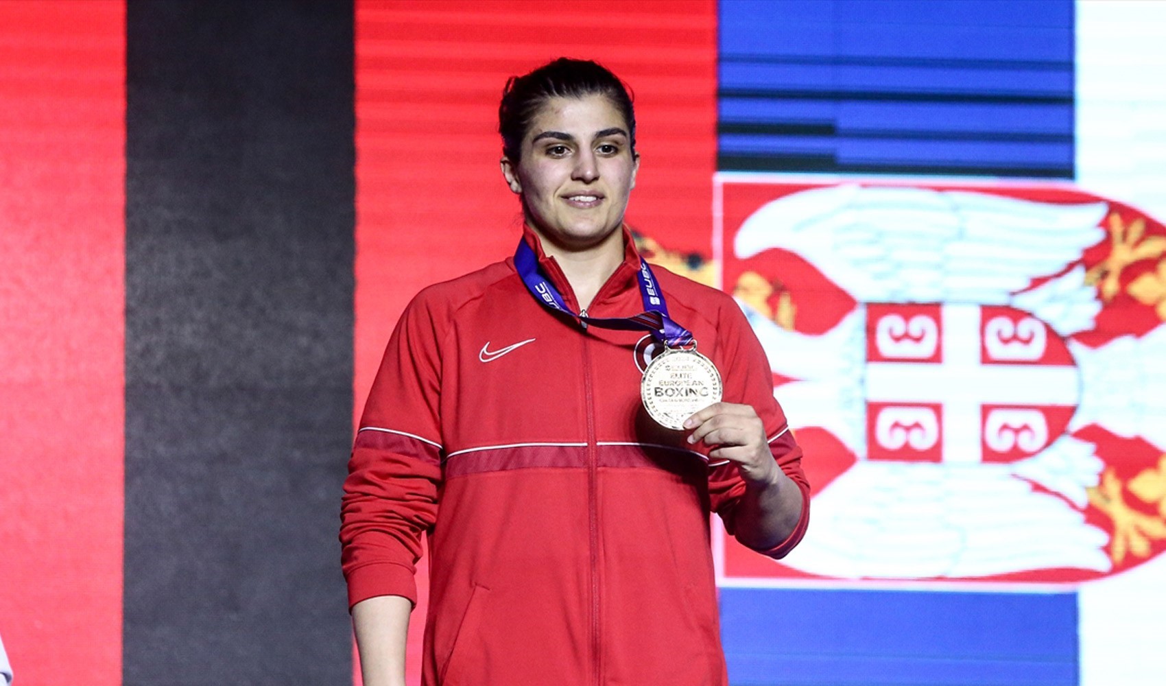 Busenaz Sürmeneli, Avrupa şampiyonu oldu. İlk kez finalde yarıştı
