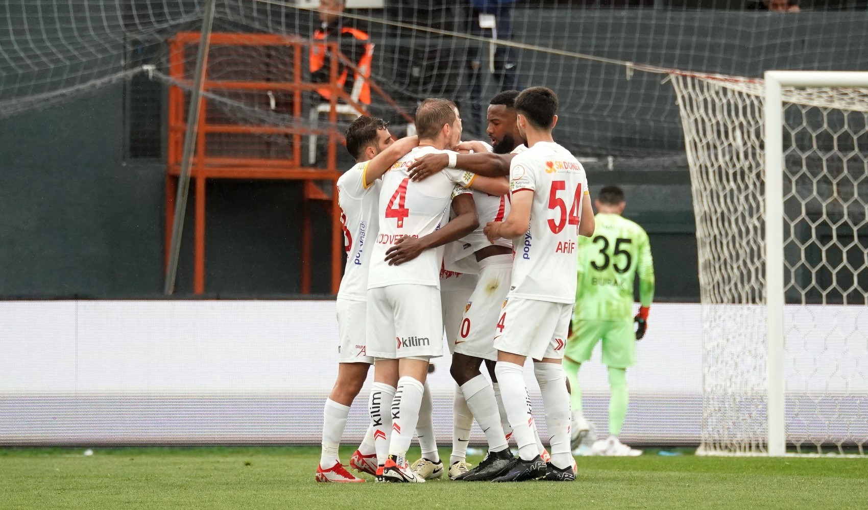Kayserispor'un 6 maçlık galibiyet hasreti sona erdi