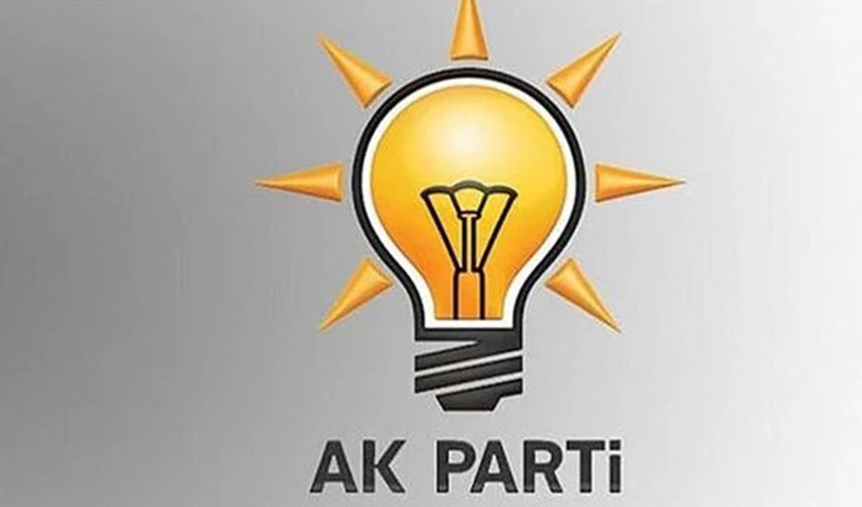 AKP'li iki belediye meclis üyesi istifa etti