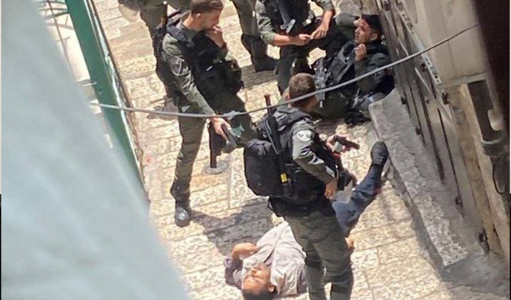 Kudüs'te İsrail polisi, Türk yurttaş tarafından bıçaklandı: Turist olarak gitmişti