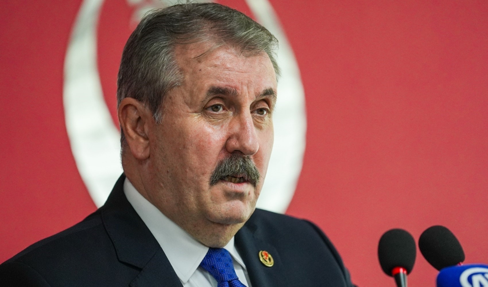 BBP Genel Başkanı Mustafa Destici'den yeni anayasa çıkışı: 'İdeolojik çıkarlardan uzak durmalı'