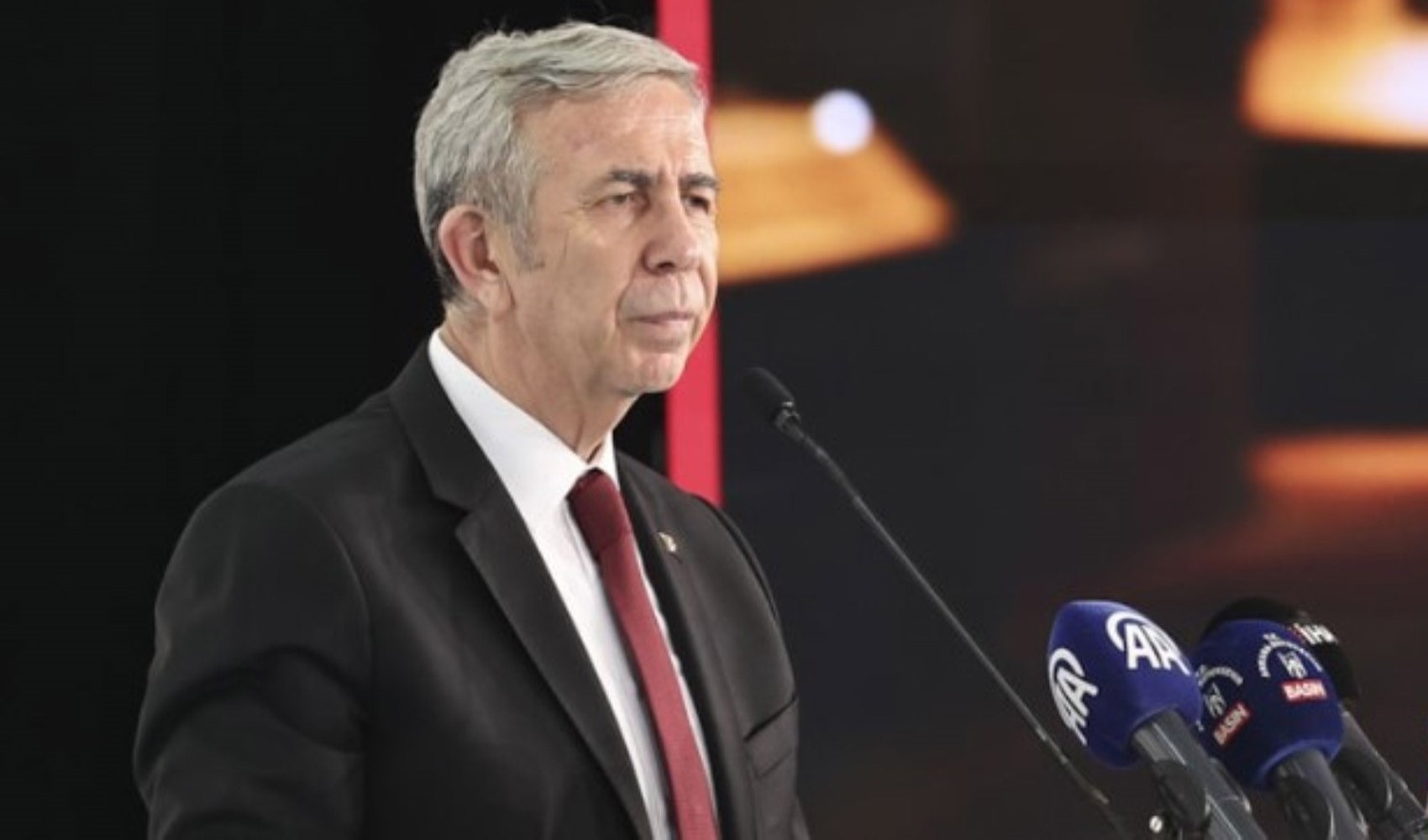 Rakibine 2 kat fark atan Mansur Yavaş'tan