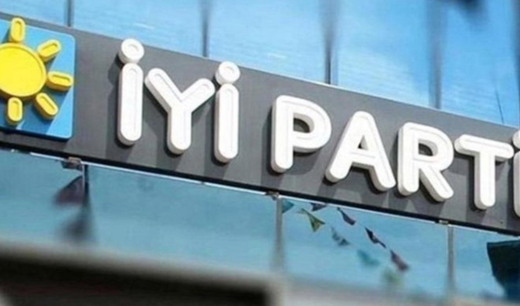 İYİ Parti'de yeni istifalar yaşandı