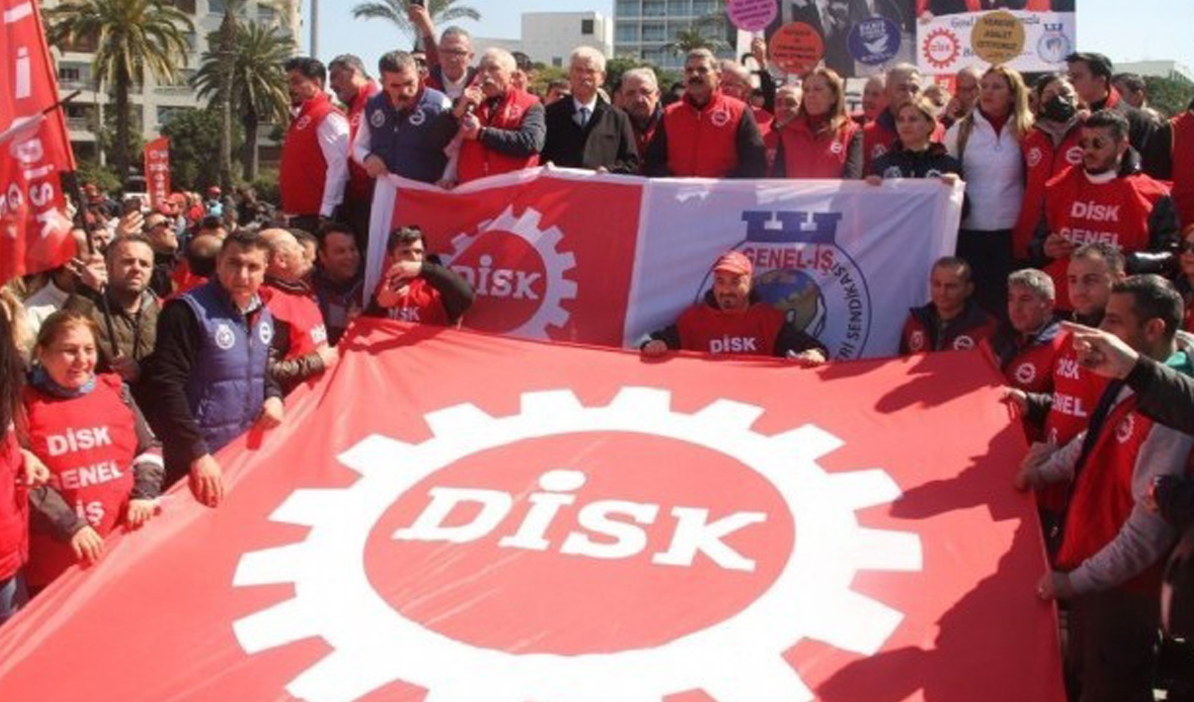 DİSK ve KESK'ten Taksim kararı!