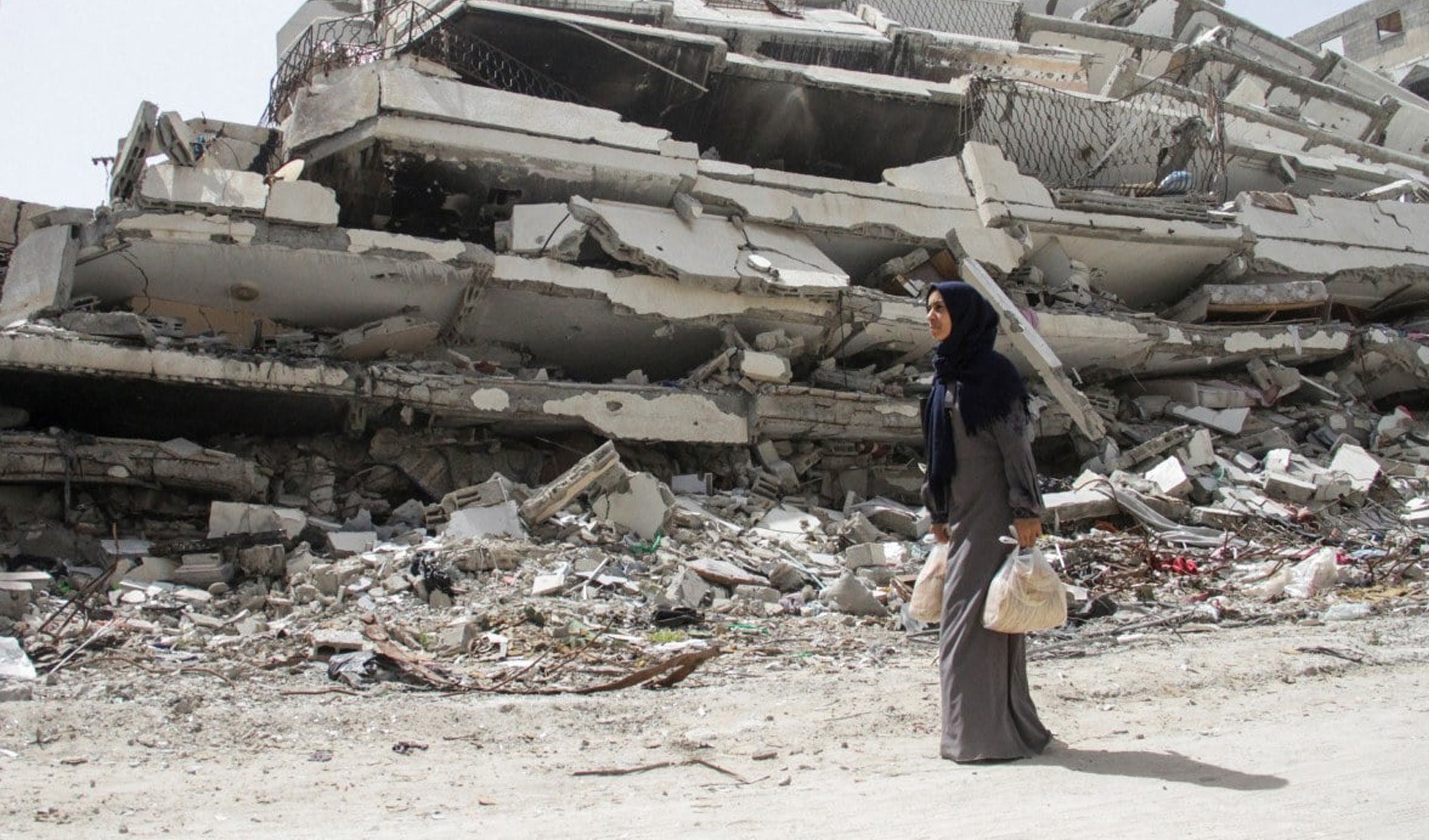 Gazze’de can kaybı 34 bin 971’e yükseldi