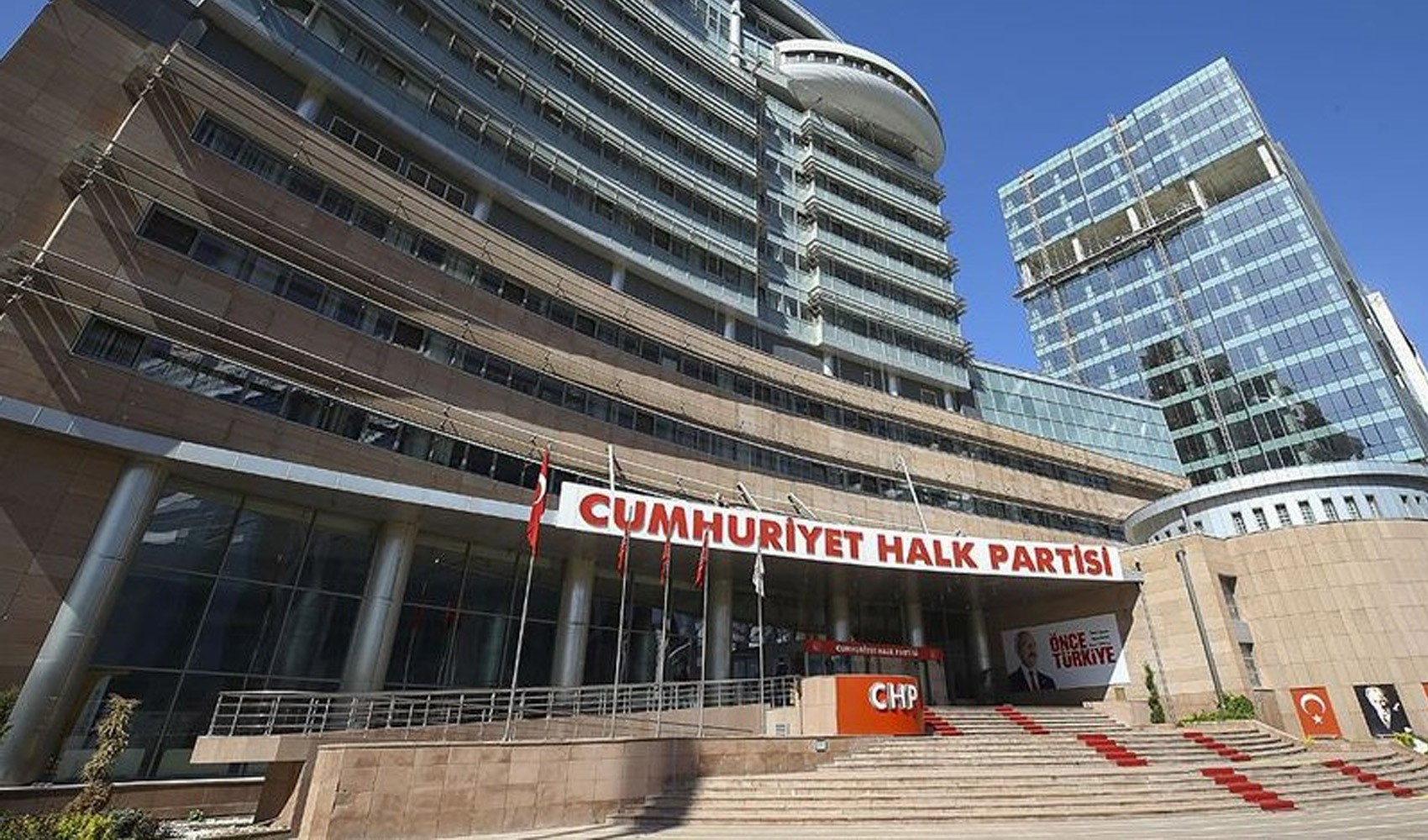 CHP'li belediyelere 'israfla mücadele ve kayırmacılık' genelgesi gönderildi