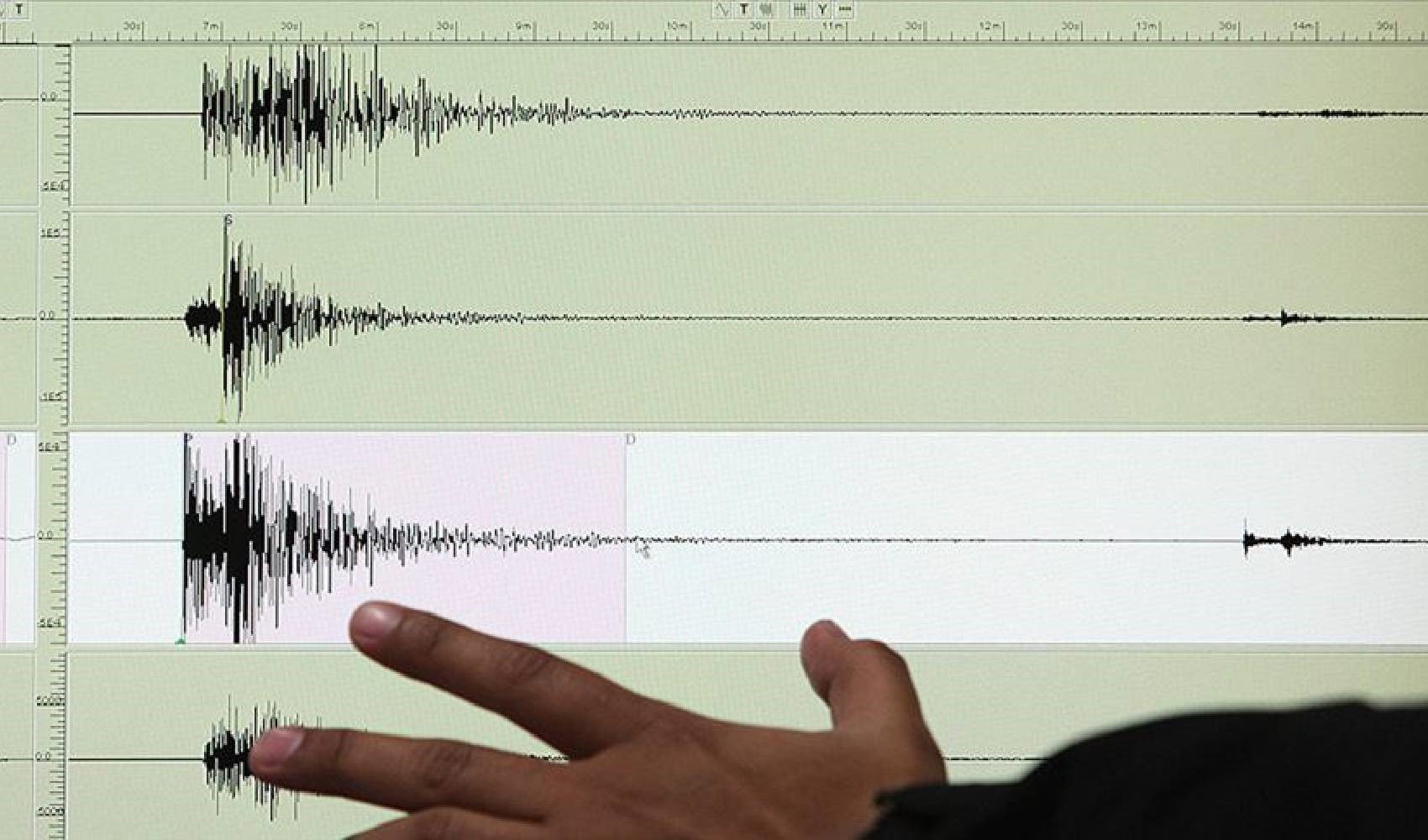Meksika açıklarında 6,4 büyüklüğünde deprem!