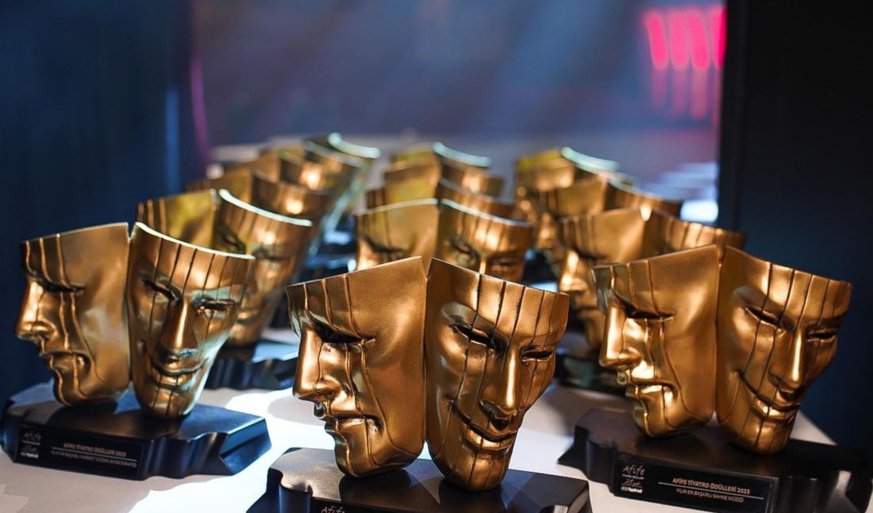 Afife Tiyatro Ödülleri'nin özel ödül sahipleri ve adayları belli oldu
