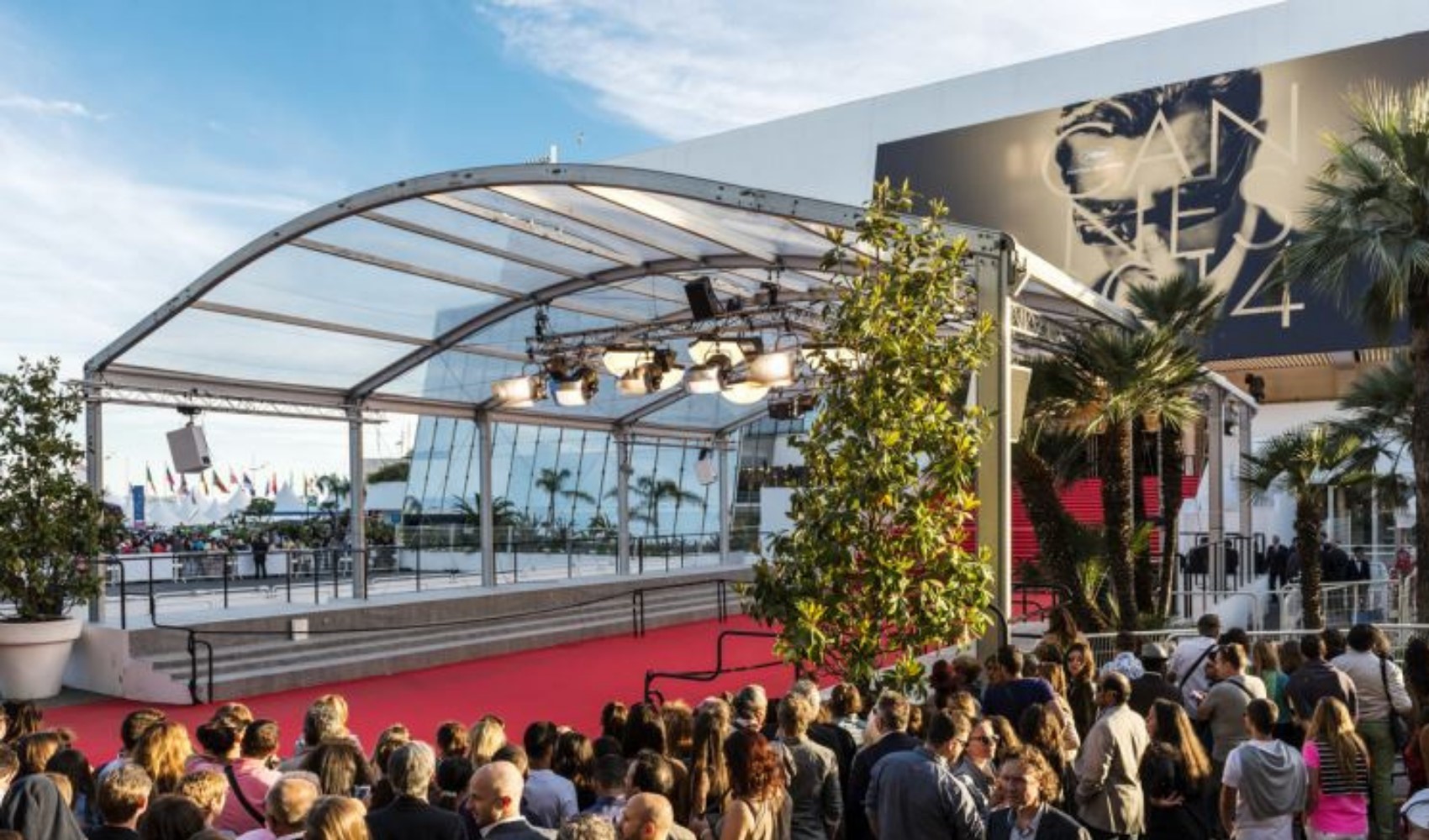 Cannes Film Festivali'nde olay: Polis müdahale etti