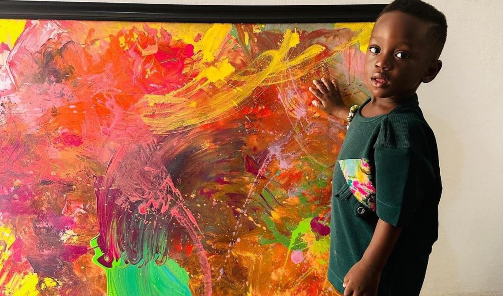 Dünyanın en küçük erkek sanatçısı: 17 aylıkken resim yapmaya başladı