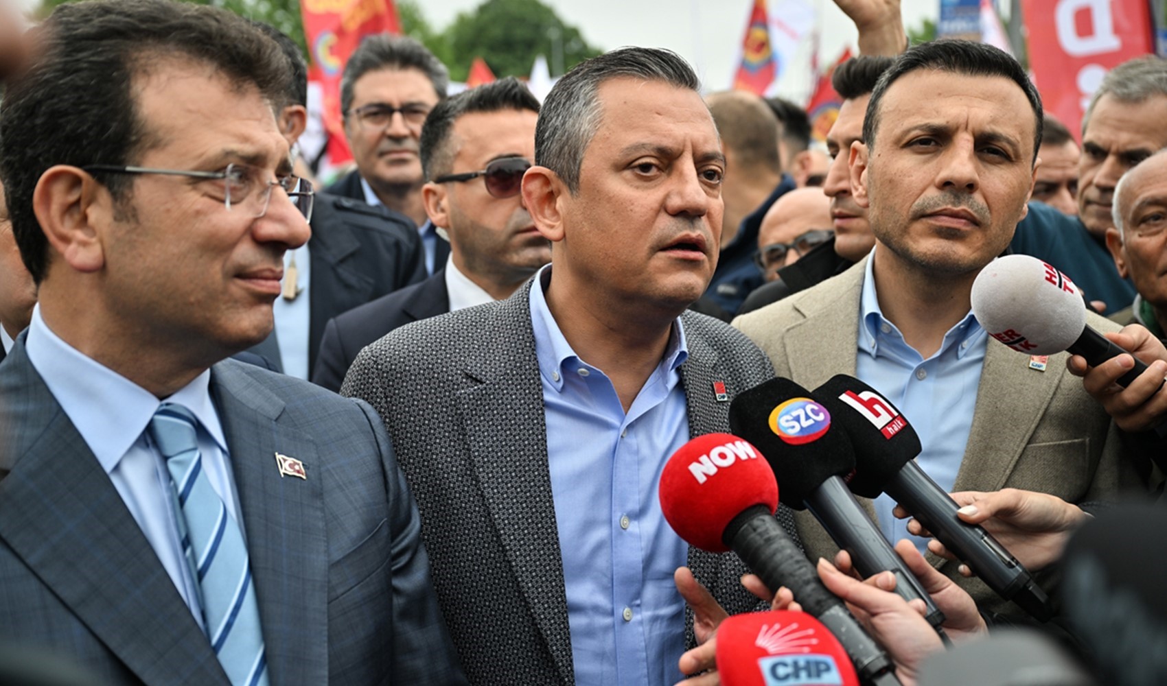 Kararı tartışma konusu olmuştu: Özgür Özel 1 Mayıs'ta Taksim'e neden yürümediğini açıkladı!