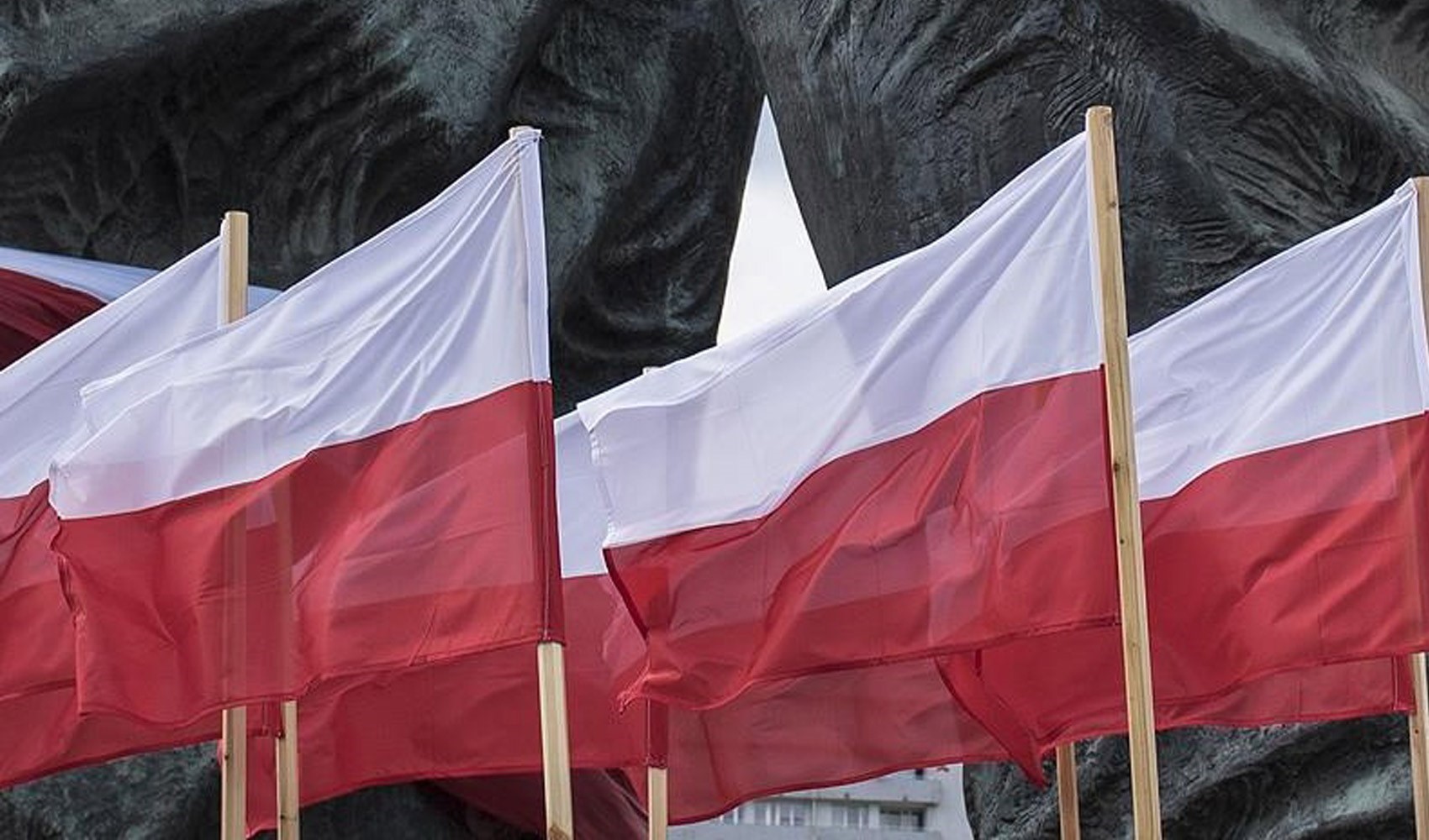 Polonya'dan Rus diplomatlara kısıtlama