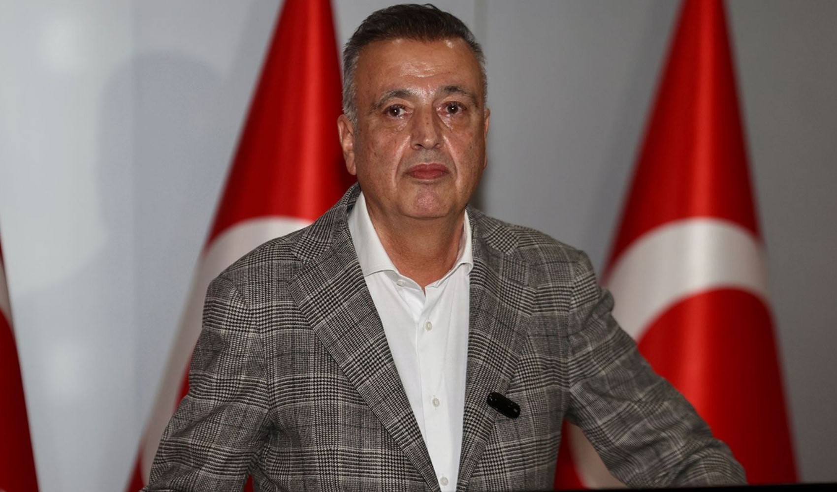 Ataşehir eski belediye başkanı Battal İlgezdi’ye 2 yıl hapis talebi