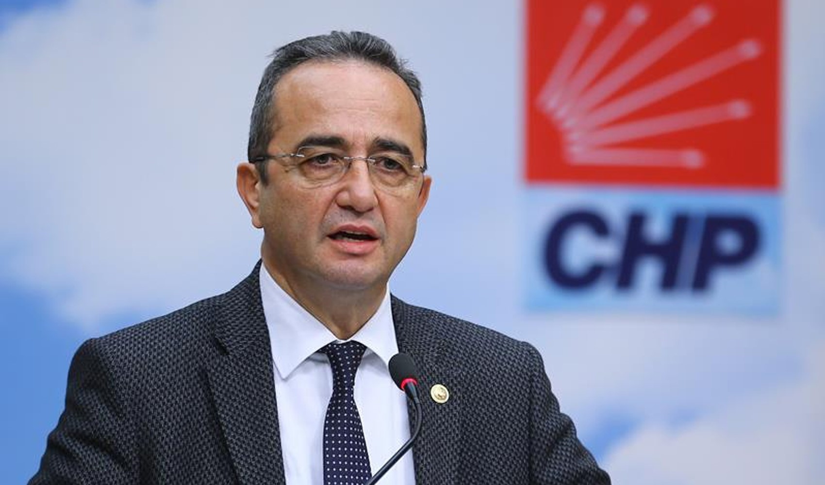 CHP Aydın Milletvekili Bülent Tezcan hastaneye kaldırıldı