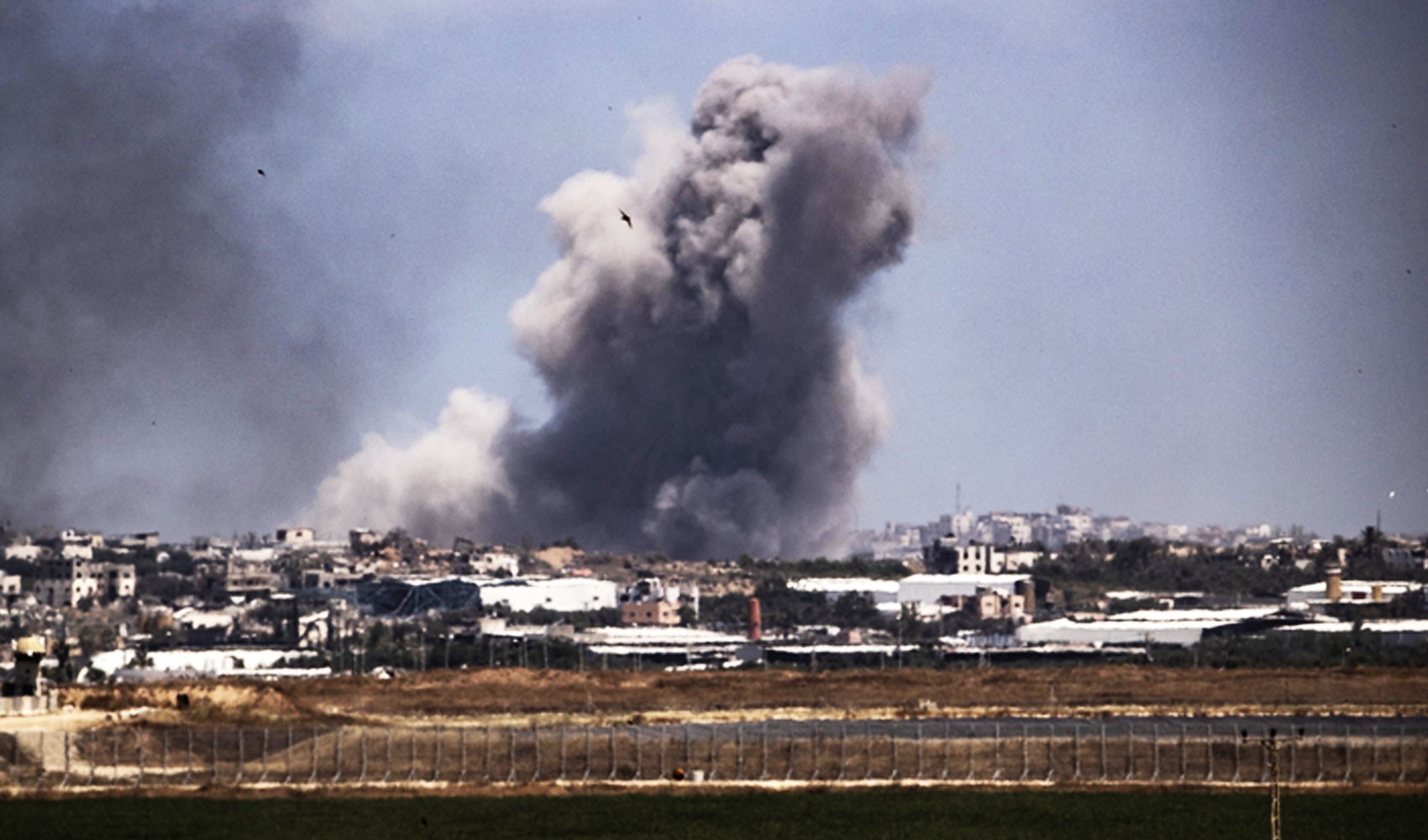 İsrail ordusunun, Gazze'deki saldırılarına devam ediyor