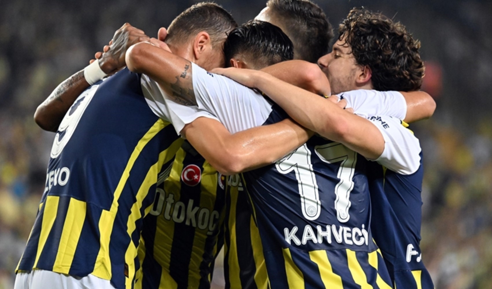 Fenerbahçeli futbolculardan İsmail Kartal'a veda mesajı