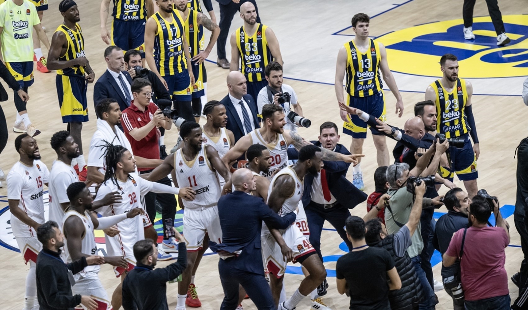 EuroLeague yönetiminden Fenerbahçe'ye ceza