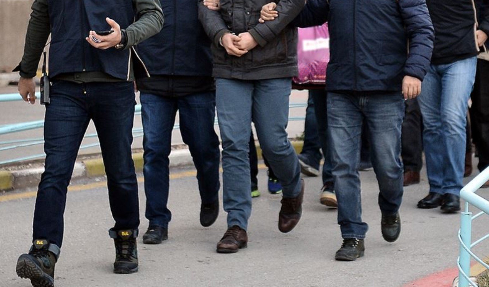 Ankara'da FETÖ operasyonlarında 6 şüpheli gözaltına alındı!