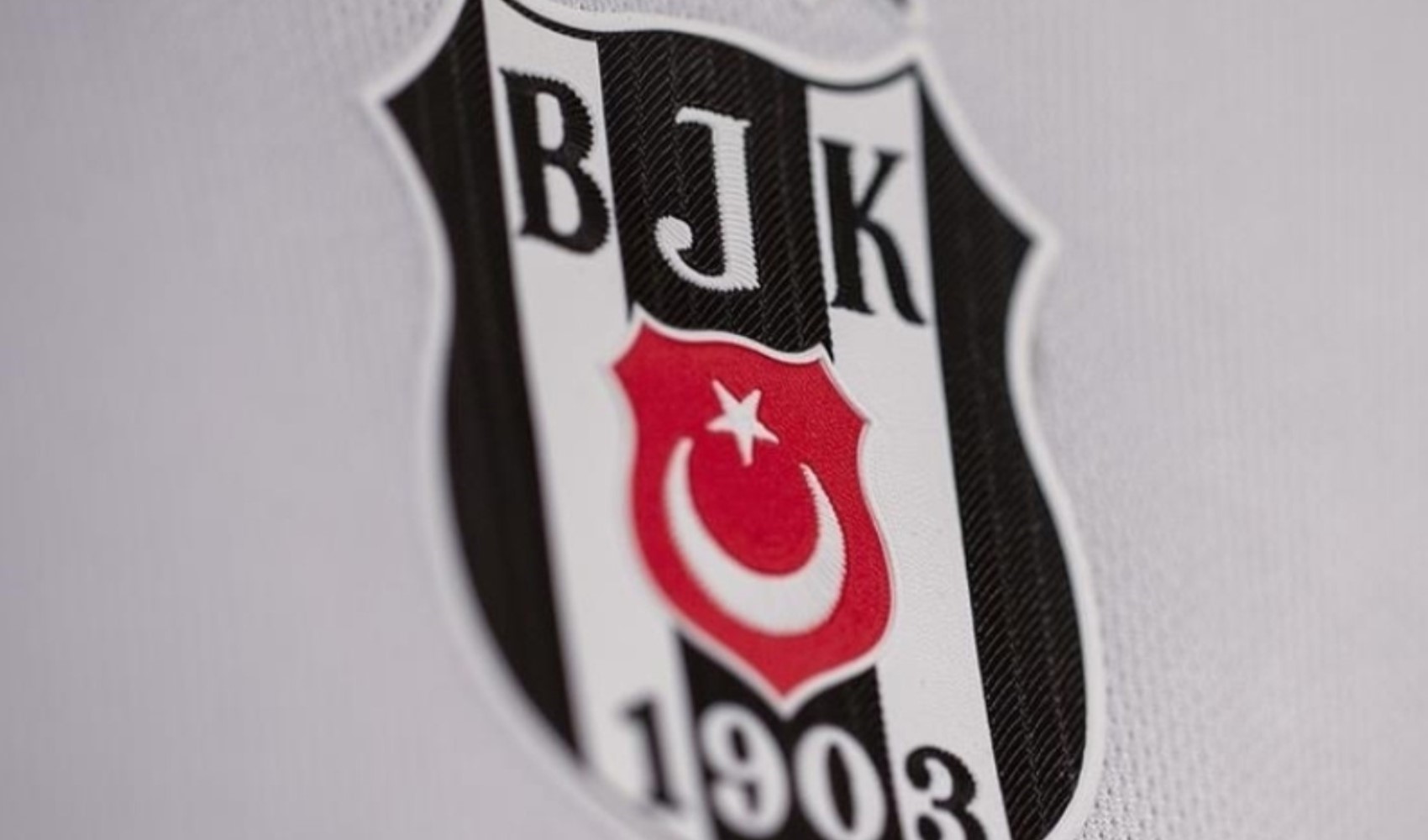 Beşiktaş'tan van Bronckhorst açıklaması: Geleceği tarih belli oldu
