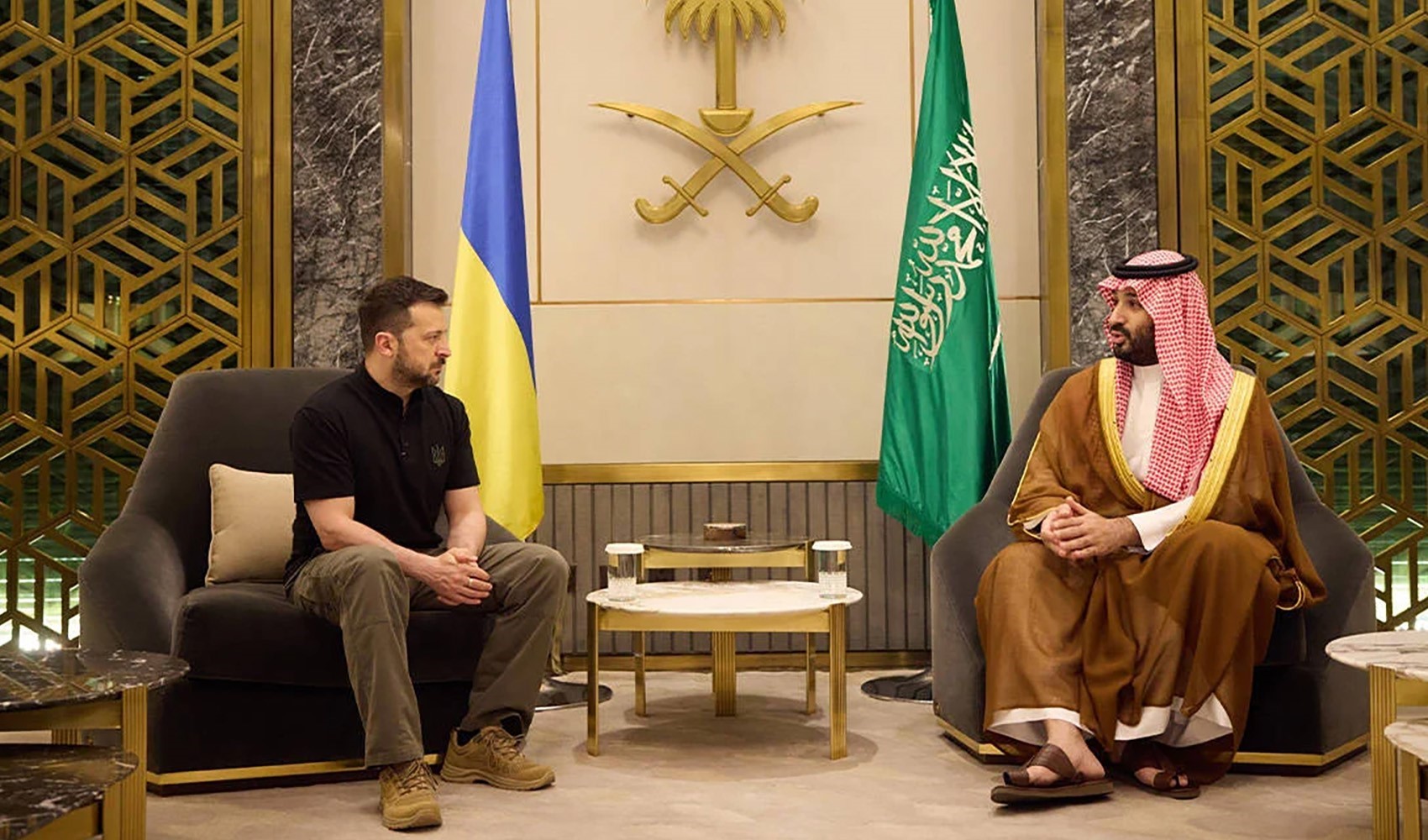 Zelenskiy'den sürpriz Riyad ziyareti: Prens Salman ile görüştü