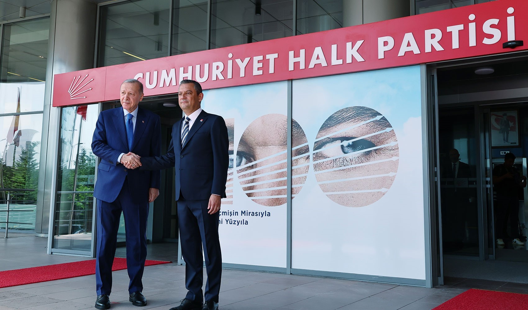 Erdoğan-Özel görüşmesinden ortak çalışma kararı çıktı: Torba kanuna eklemeler yapılabilir