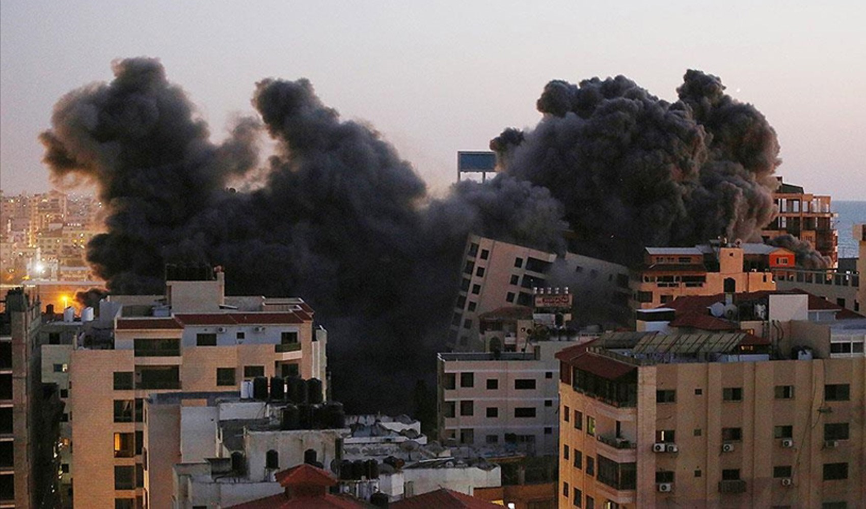 Gazze’de can kaybı 37 bin 232’ye yükseldi