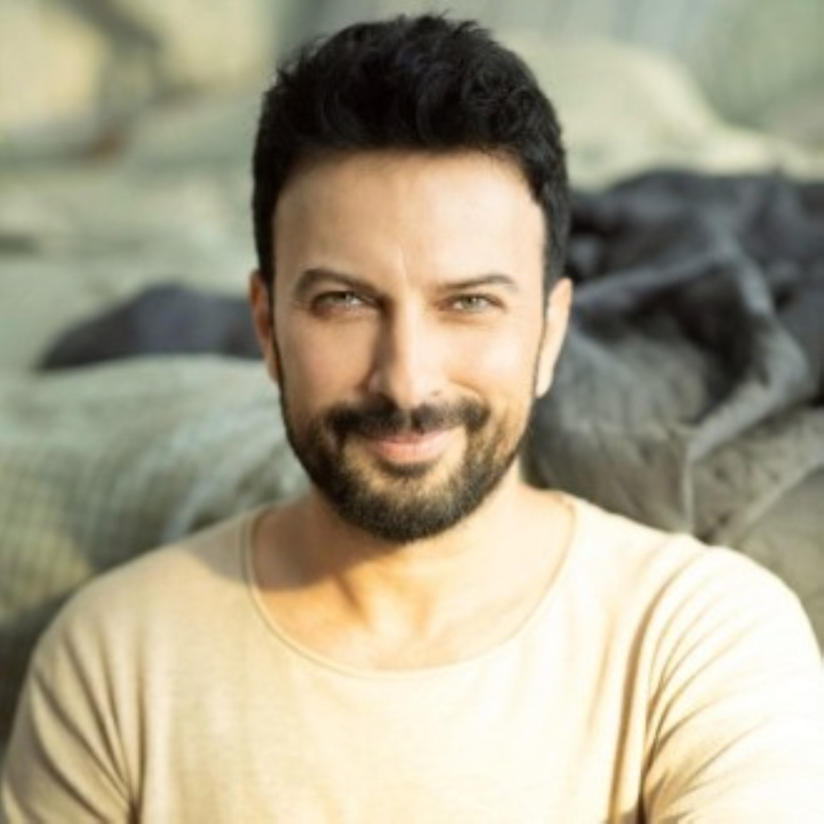 Tarkan'dan yeni yaz albümü: İşte 12 şarkılık liste ve şarkı sözleri...