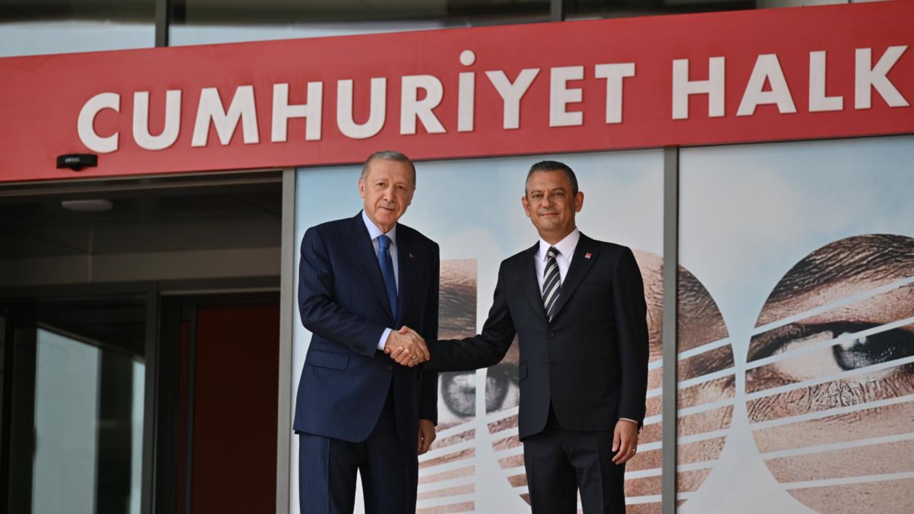 Yurttaş, Erdoğan-Özel görüşmesini nasıl değerlendiriyor? Kim daha avantajlı?
