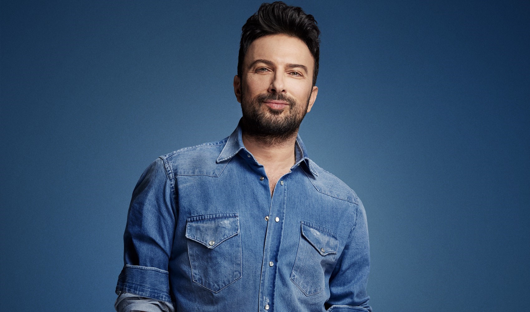 Tarkan'dan yeni yaz albümü: İşte 12 şarkılık liste ve şarkı sözleri...