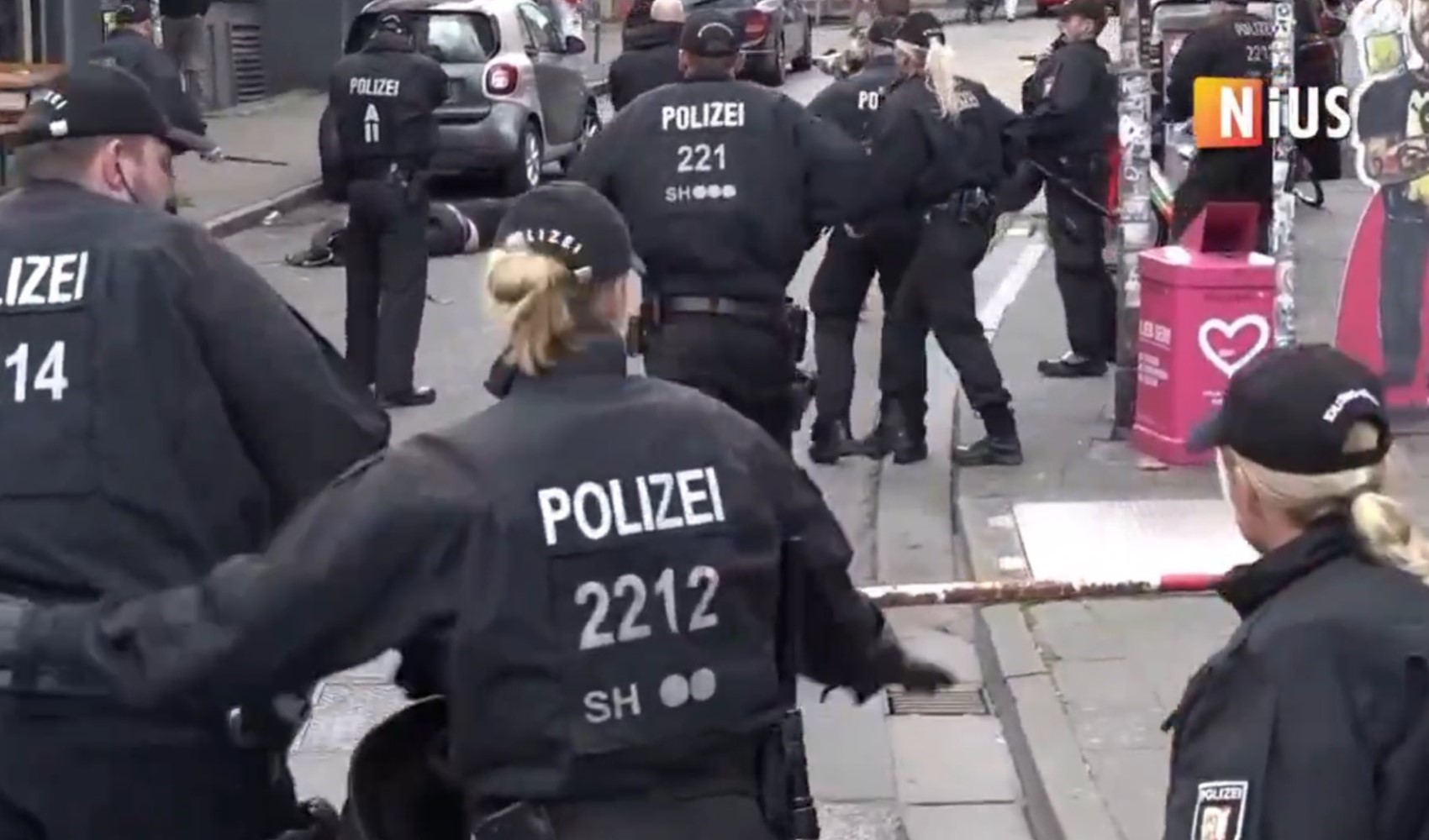 Hamburg'da EURO 2024 maçı öncesi gerginlik: Taraftar polis tarafından vuruldu