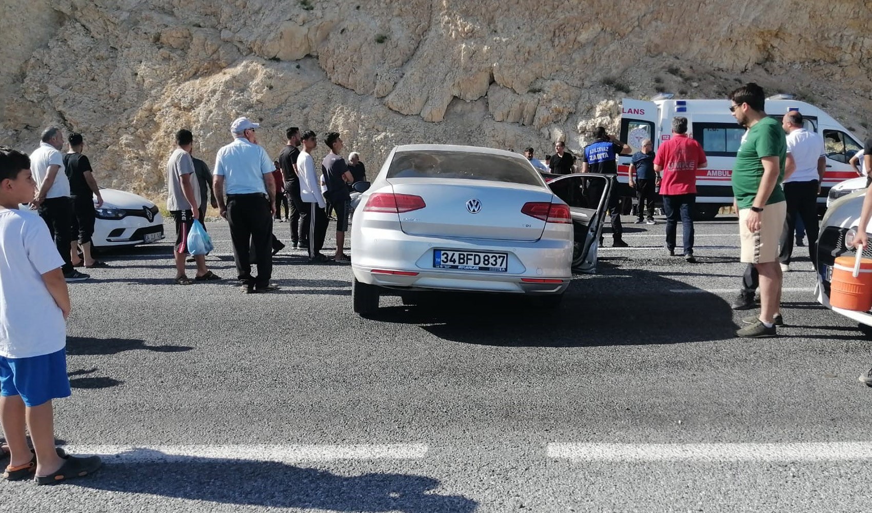 İki aracın çarpıştığı kazada AKP'li Belde Başkanı hayatını kaybetti