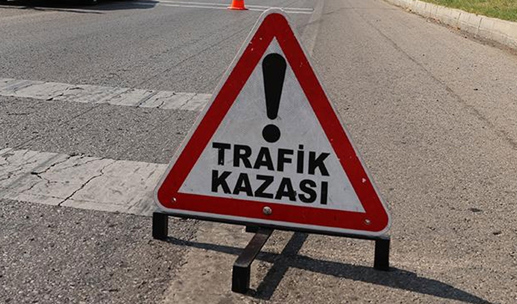 Bursa'da katliam gibi kaza: İki otomobil çarpıştı, çok sayıda ölü ve yaralı var