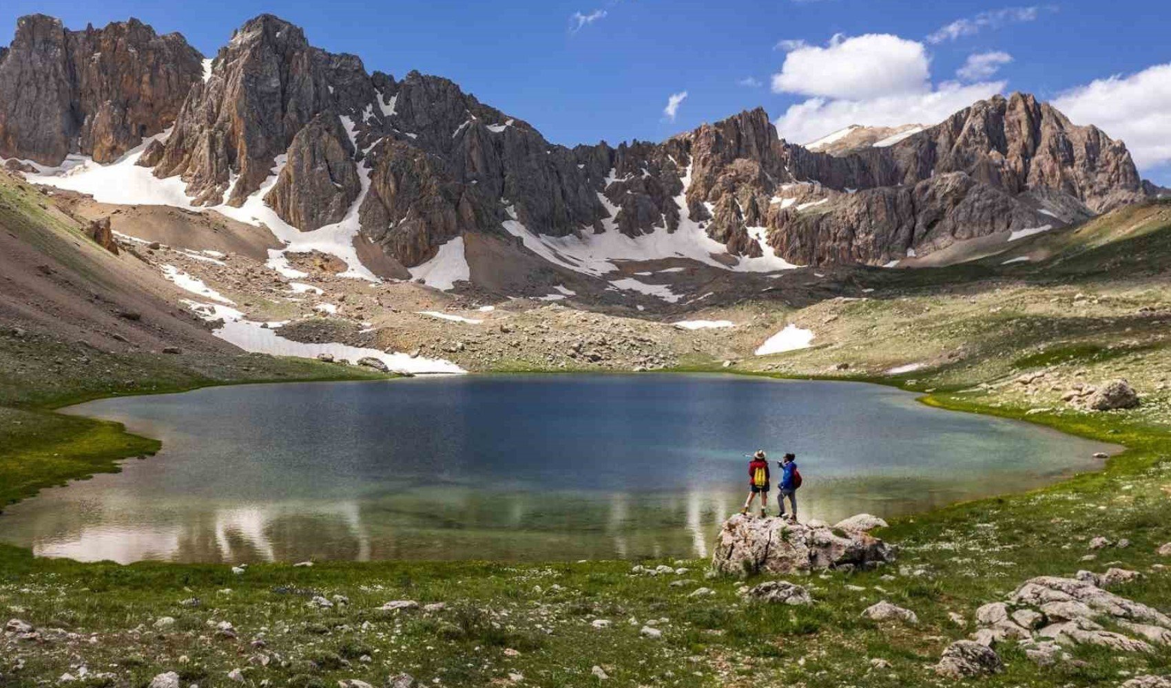 Munzur Dağları turistlerin ilgi odağı oldu