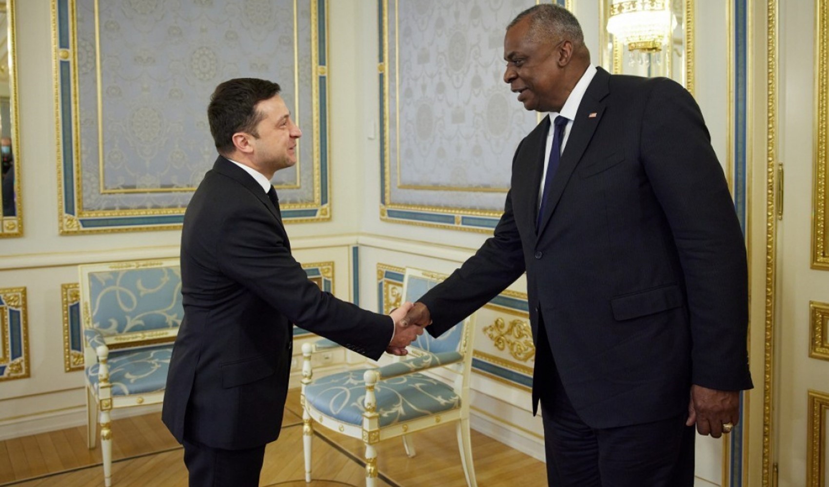 ABD Savunma Bakanı Austin, Ukrayna Devlet Başkanı Zelenskiy ile görüştü