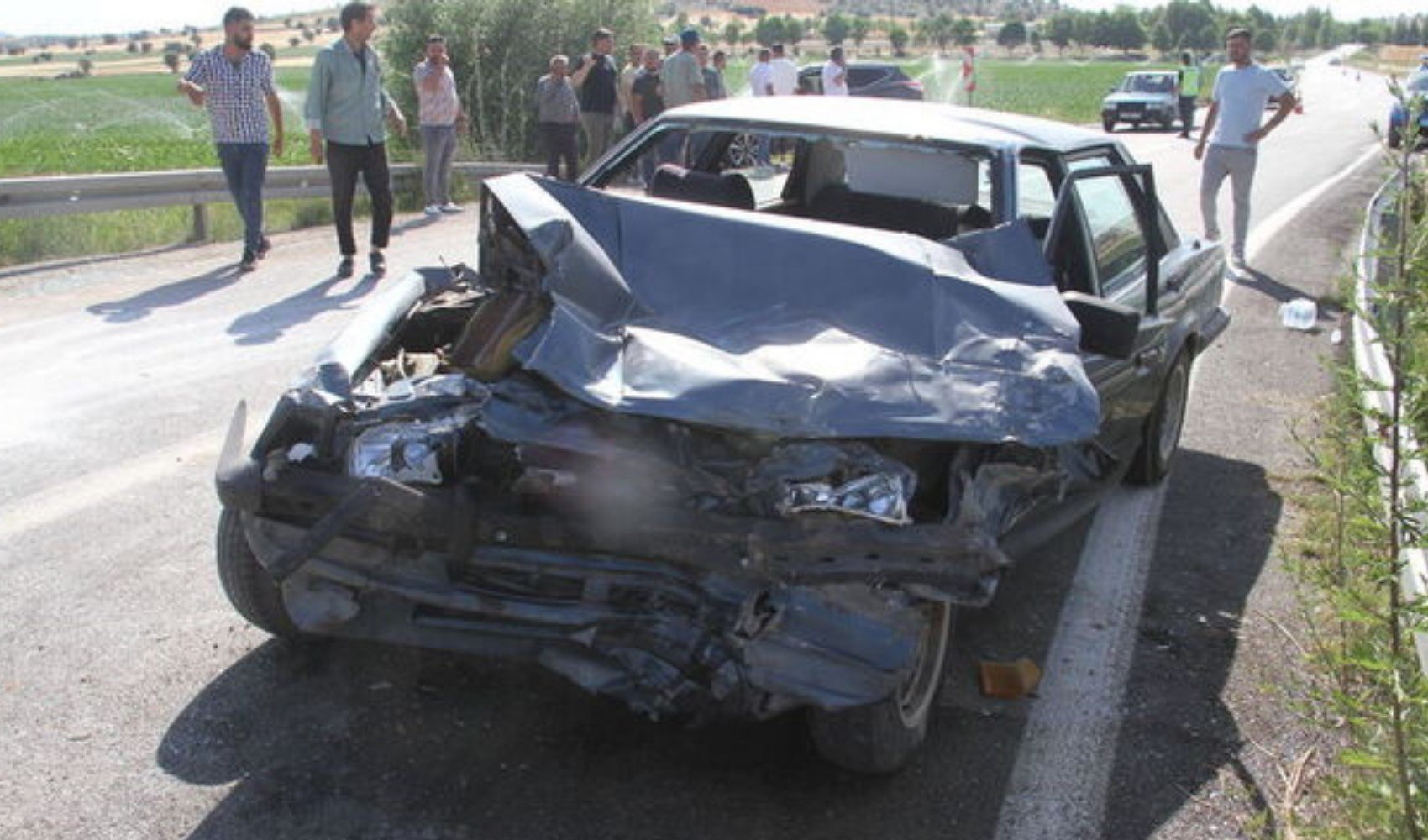 Konya’nın Beyşehir ilçesinde otomobil ile kamyonet çarpıştı: 4 yaralı