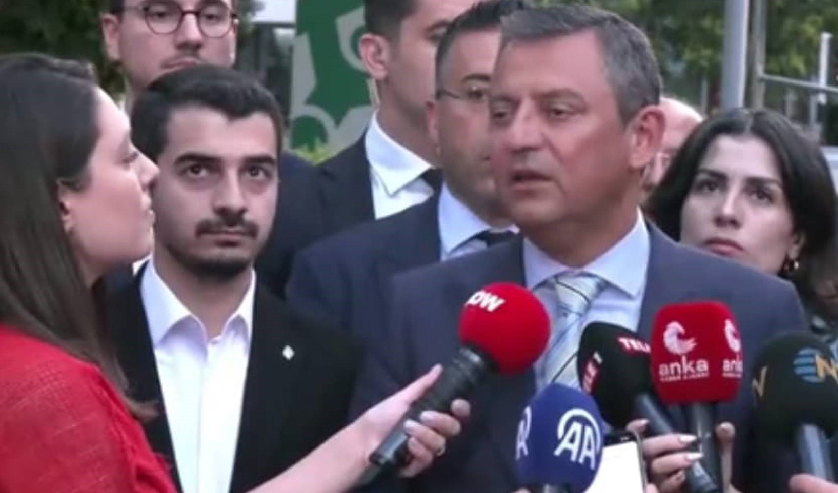 Özgür Özel'den Kılıçdaroğlu ile Yavaş'ın buluşmasına açıklama