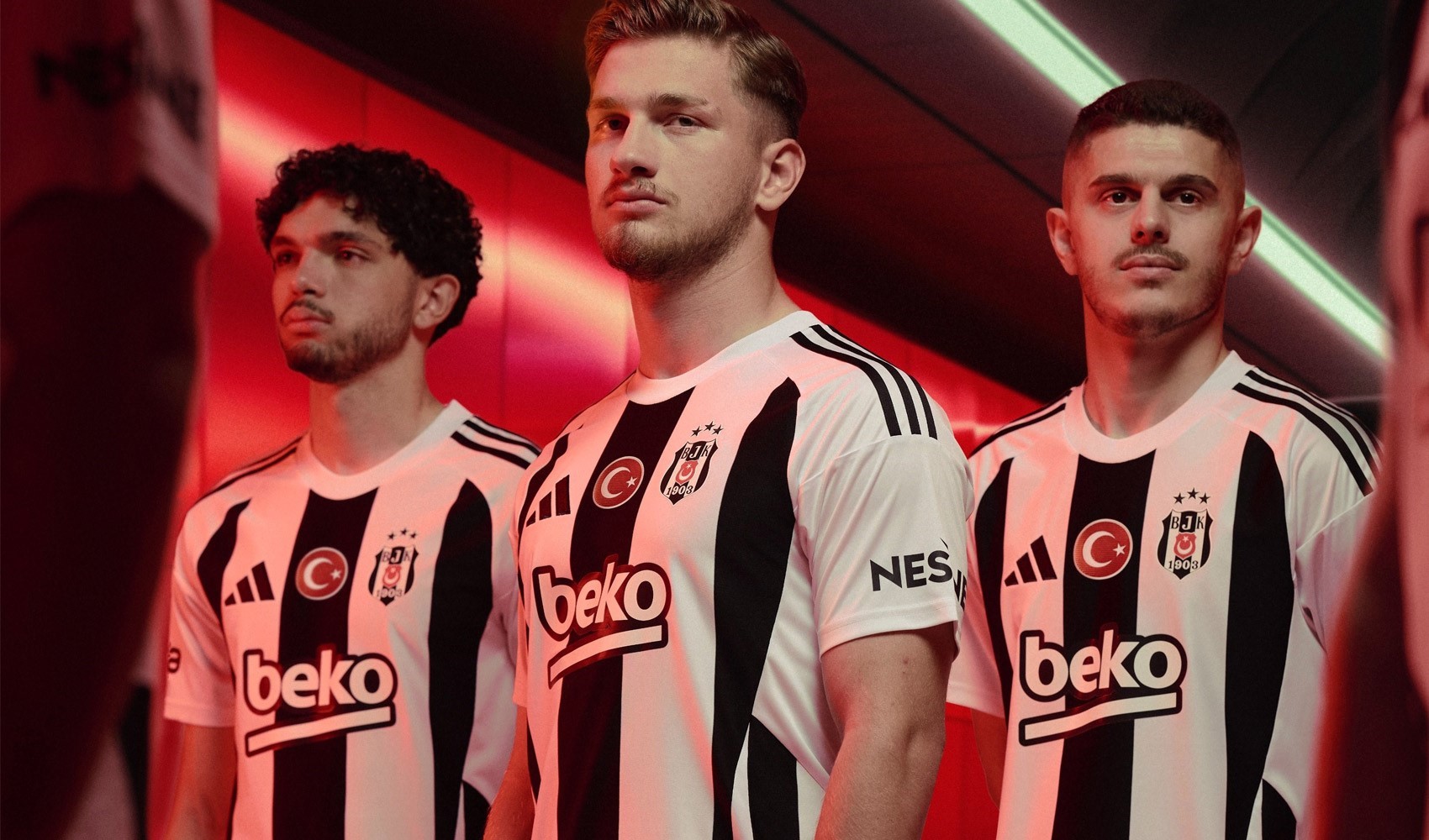 Beşiktaş, yeni sezonda giyeceği iç saha formasını açıkladı