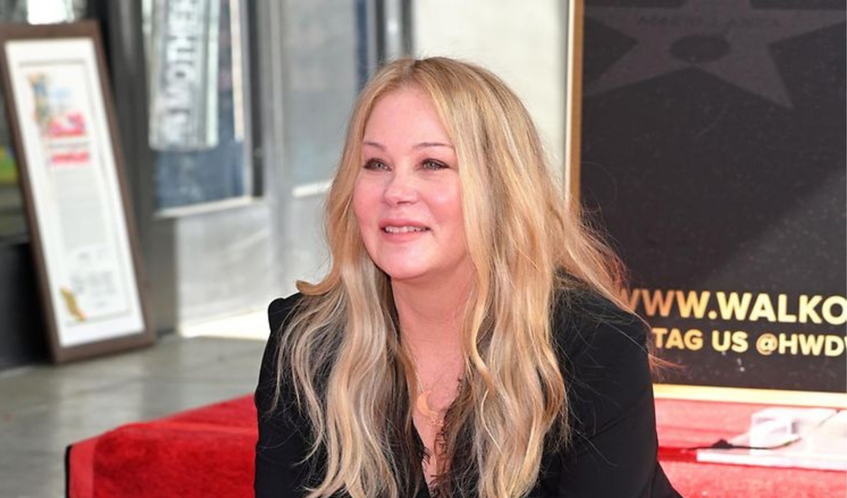 Hollywood yıldızı Christine Applegate kötü haberi duyurdu