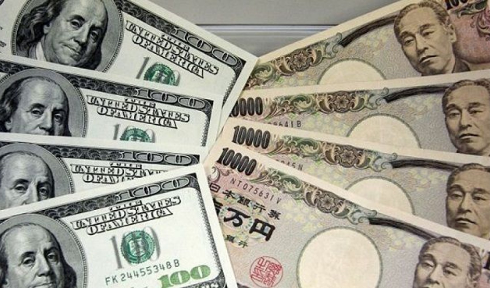 Japon para birimi yen, dolar karşısında 1986'dan beri en düşük seviyeye geriledi