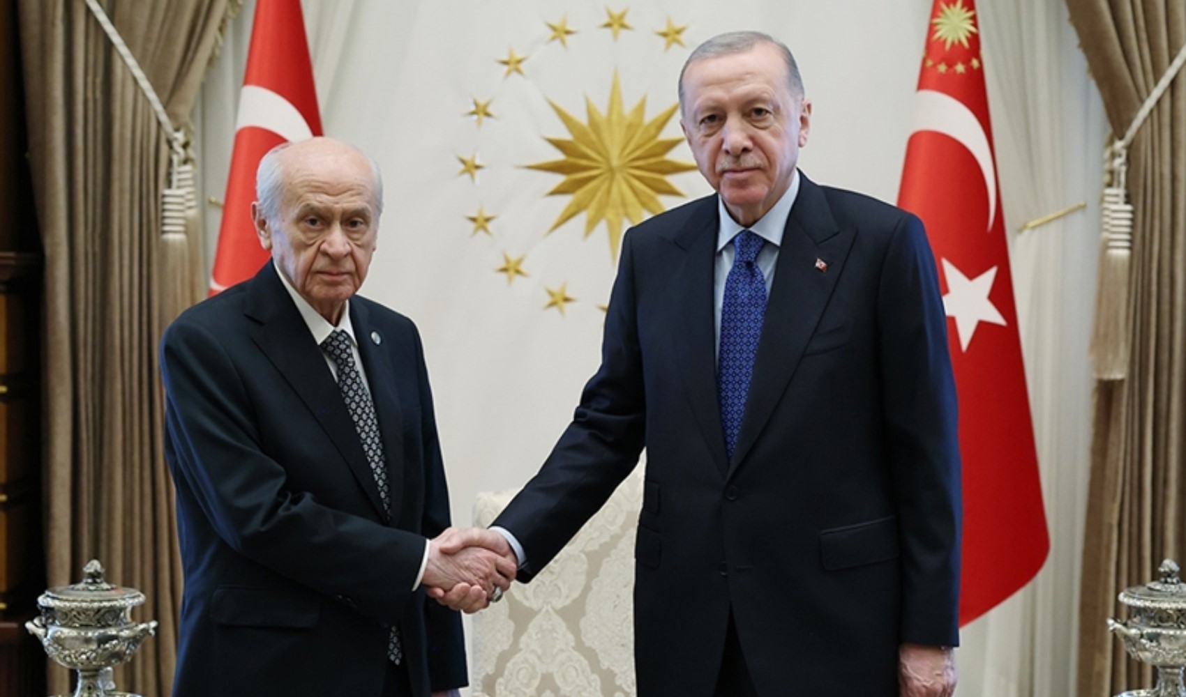 Erdoğan ve Bahçeli sarayda bir araya geldi