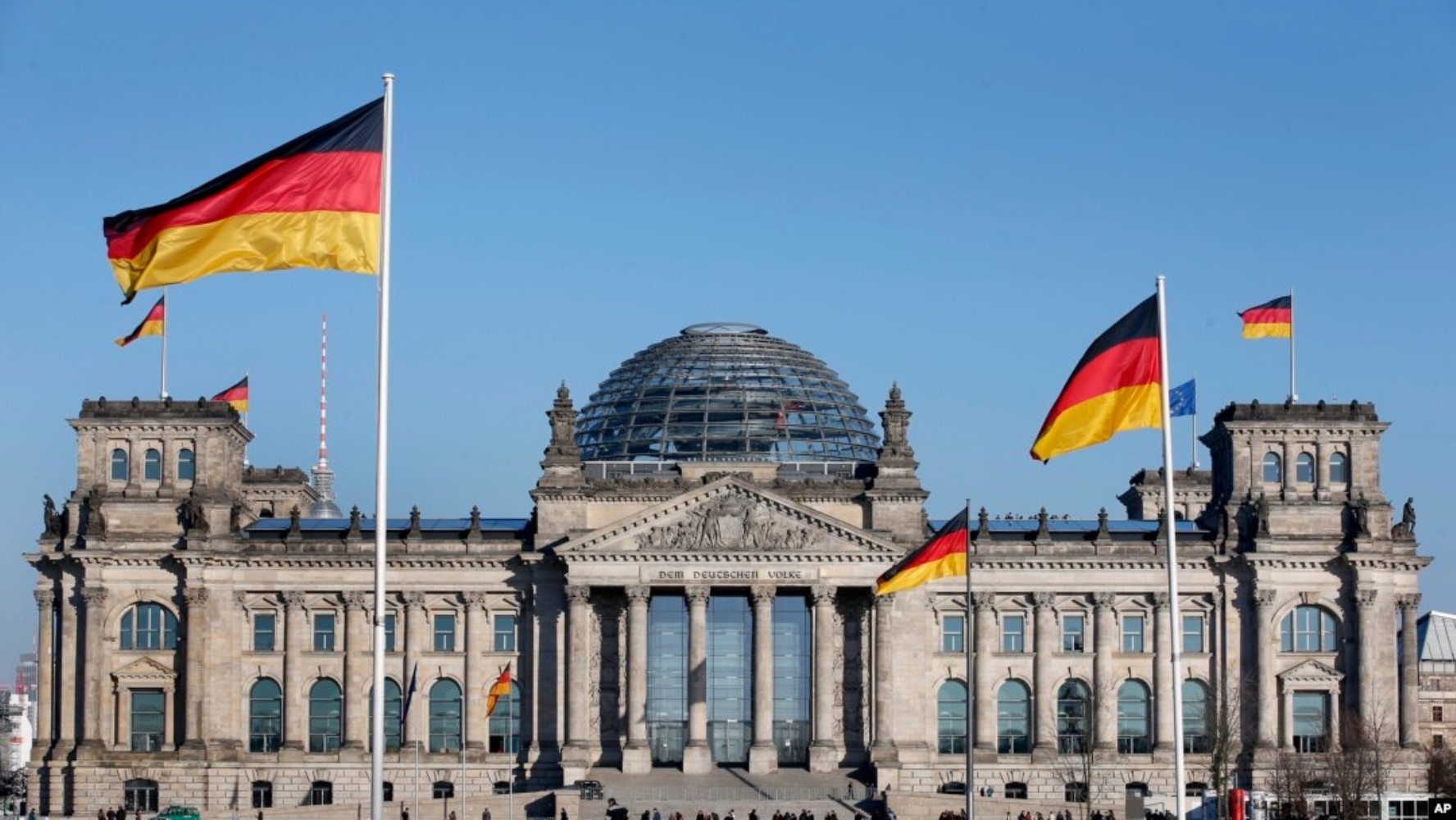 Almanya vatandaşı olmak kolaylaştı: 10 soruda tüm ayrıntılar