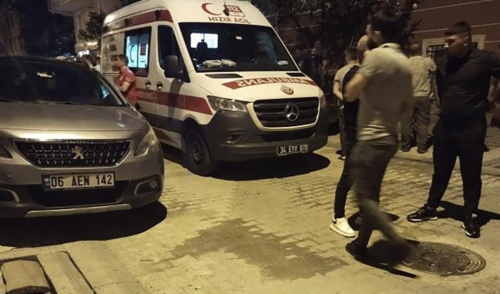 Maltepe'de silahlı intihar