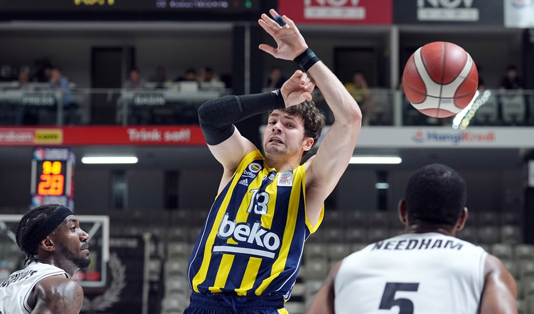 Türkiye Sigorta Basketbol Süper Ligi'nde finalin adı kondu