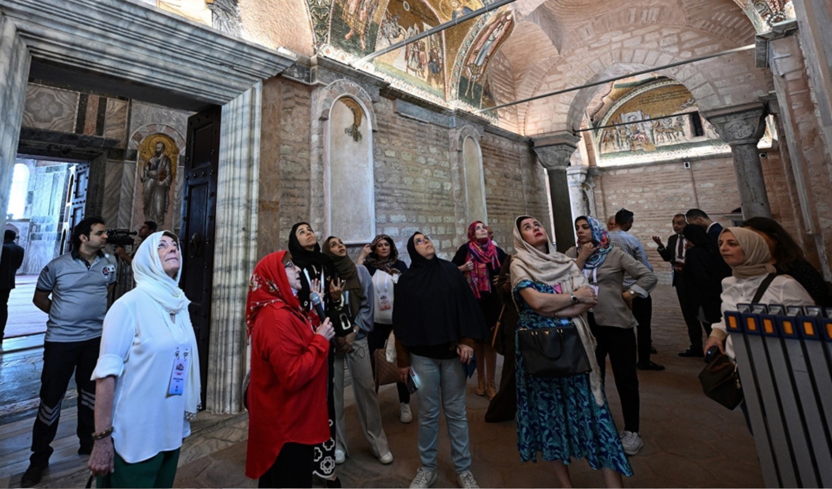Misyon şefleri eşleri İstanbul'da Ayasofya ve Kariye'yi ziyaret etti