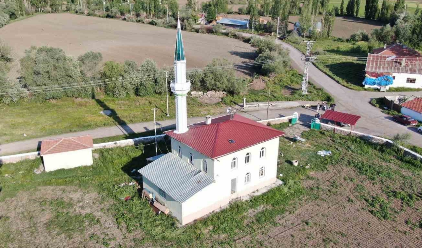 Sivas'taki o cami 38 yıl sonra minaresine kavuştu