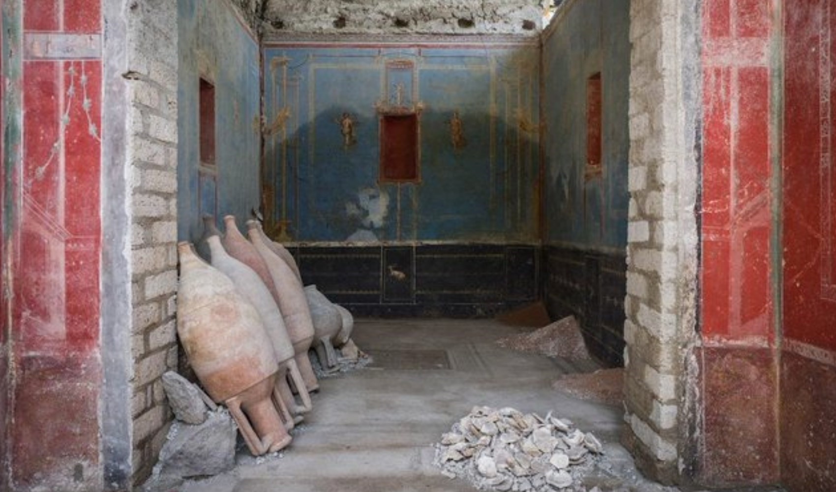 Antik Roma şehri Pompeii'de yeni keşif: Mavi oda