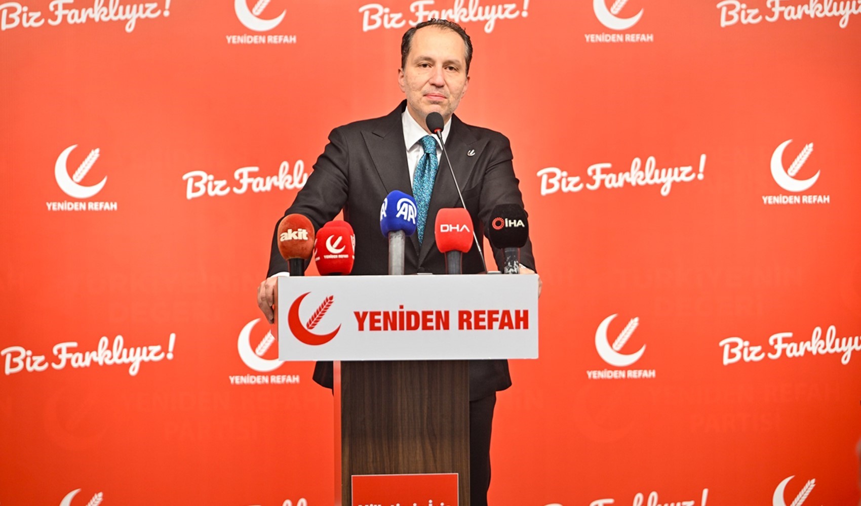 Fatih Erbakan'dan asgari ücret eleştirisi: Rakam verdi
