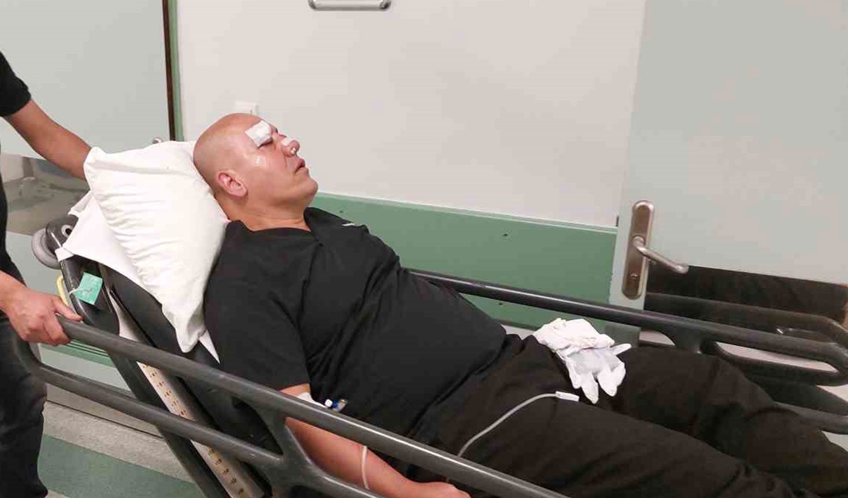 Sağlıkta şiddet bitmiyor: Samsun'da hasta yakını, doktorun burnunu kırdı!