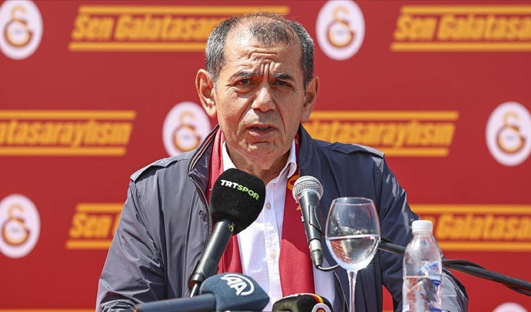 Galatasaray Başkanı Dursun Özbek'ten Koç ve Yıldırım'a sert yanıt